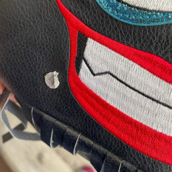 Danielle Nicole Disney RARE Ursula fringe purse handbag Little Mermaid - Picture 3 of 4